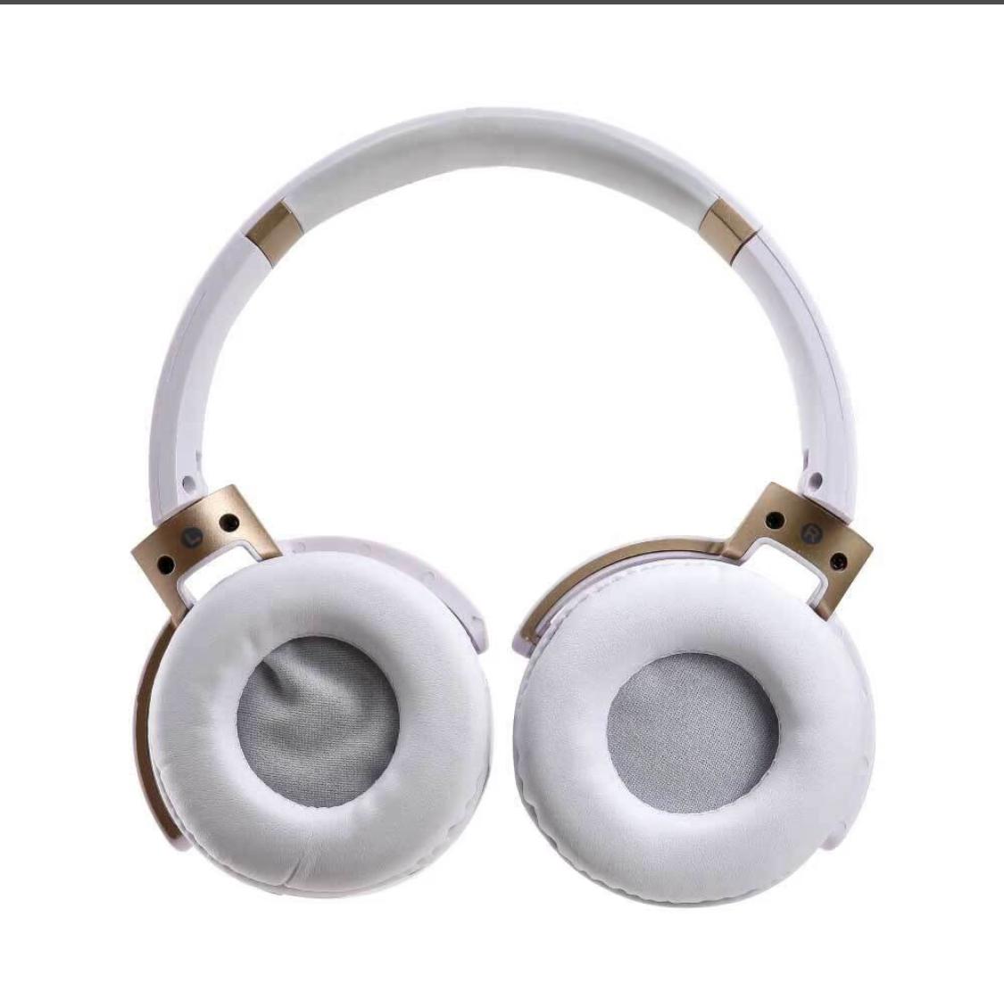 Bluetooth Headphone with wood