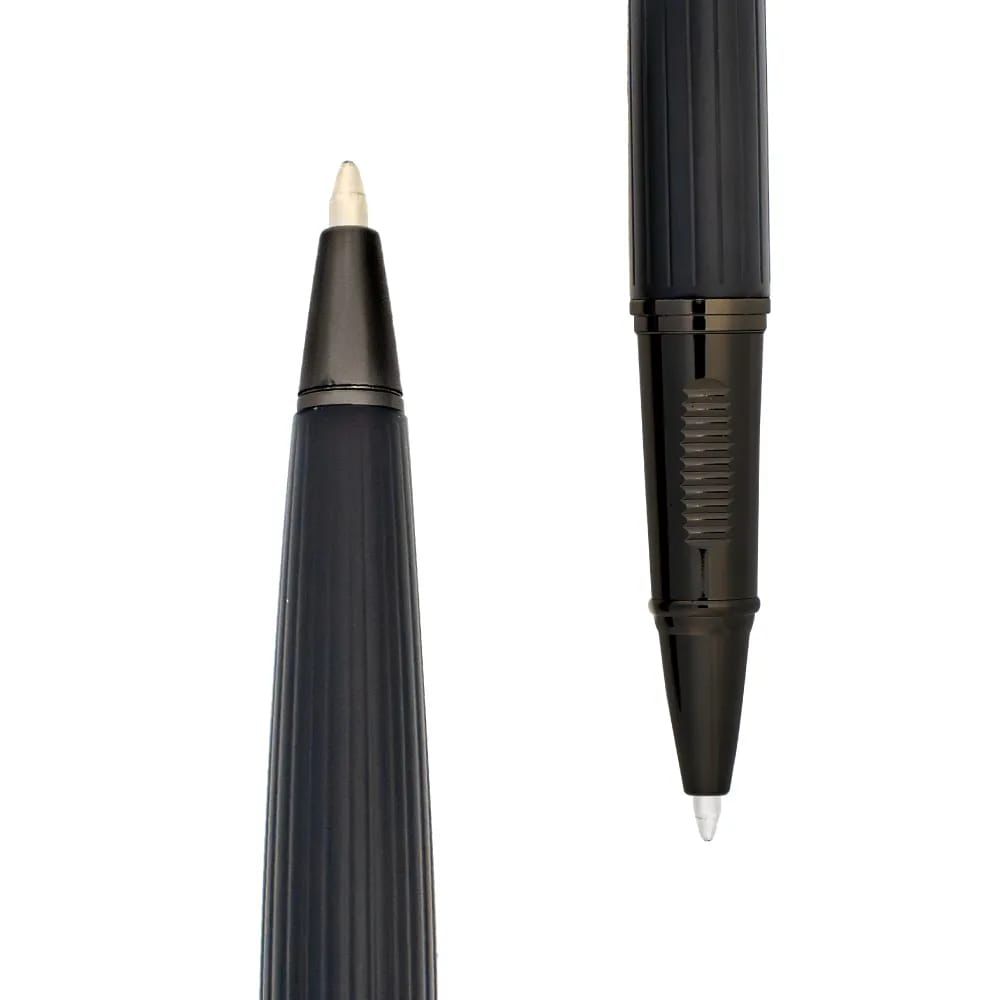 Metal pen