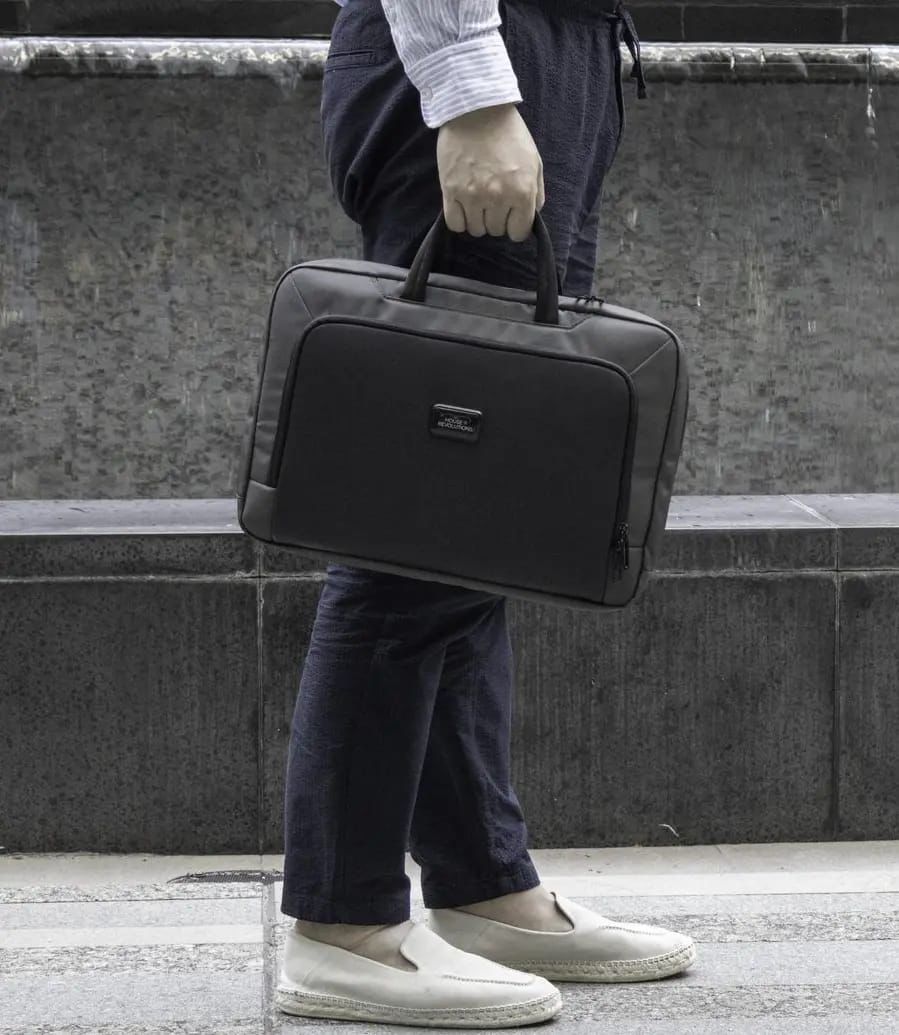 Versatile Carrying: Includes a Detachable, Adjustable