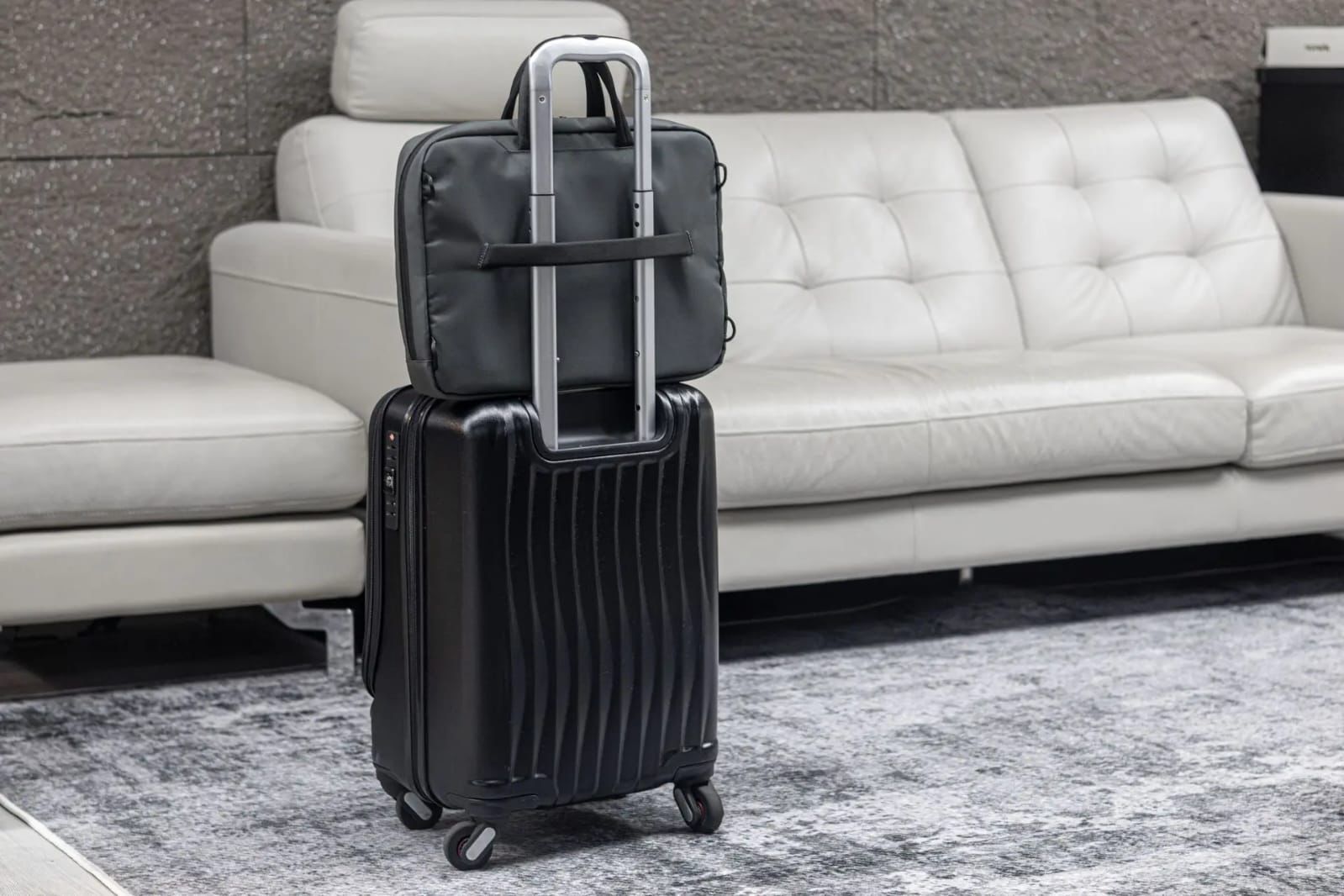 Versatile Carrying: Includes a Detachable, Adjustable