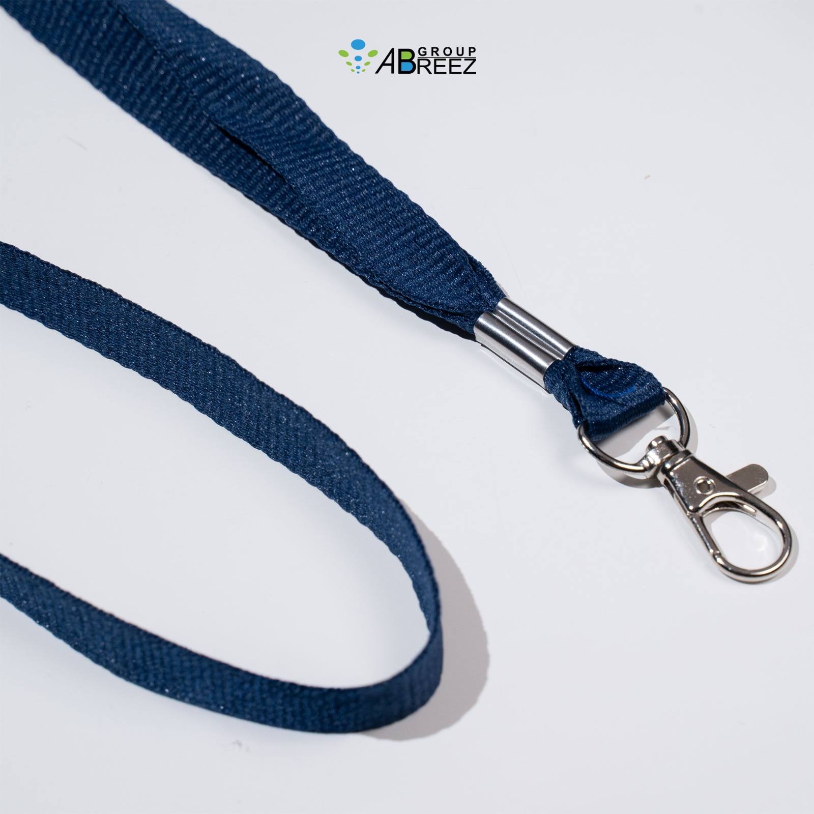 Lanyards Equipped with Metal Carabiner Clips