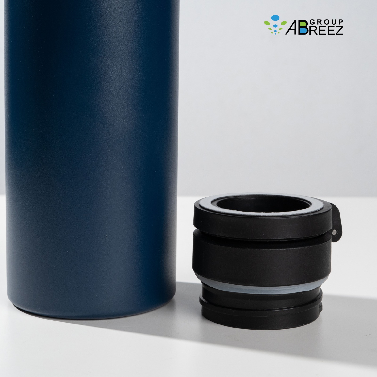 Navy Blue Abreez 760ml Insulated Stainless Steel Water