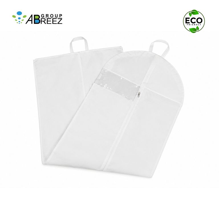 Eco-friendly Garment Bag Is Made From Breathable Fabric
