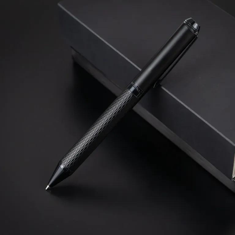 Black Metal Pens with Diamond Textured Design Barrel