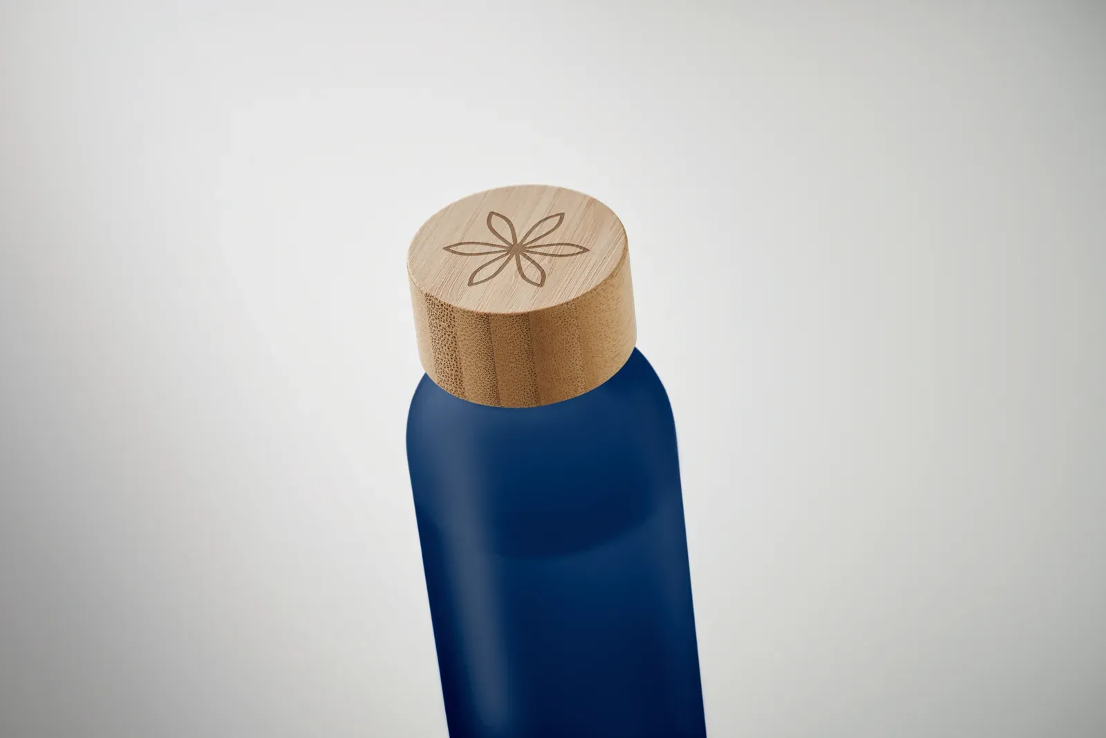 Abe – Glass Bottle with Frosted Finish and Bamboo Lid