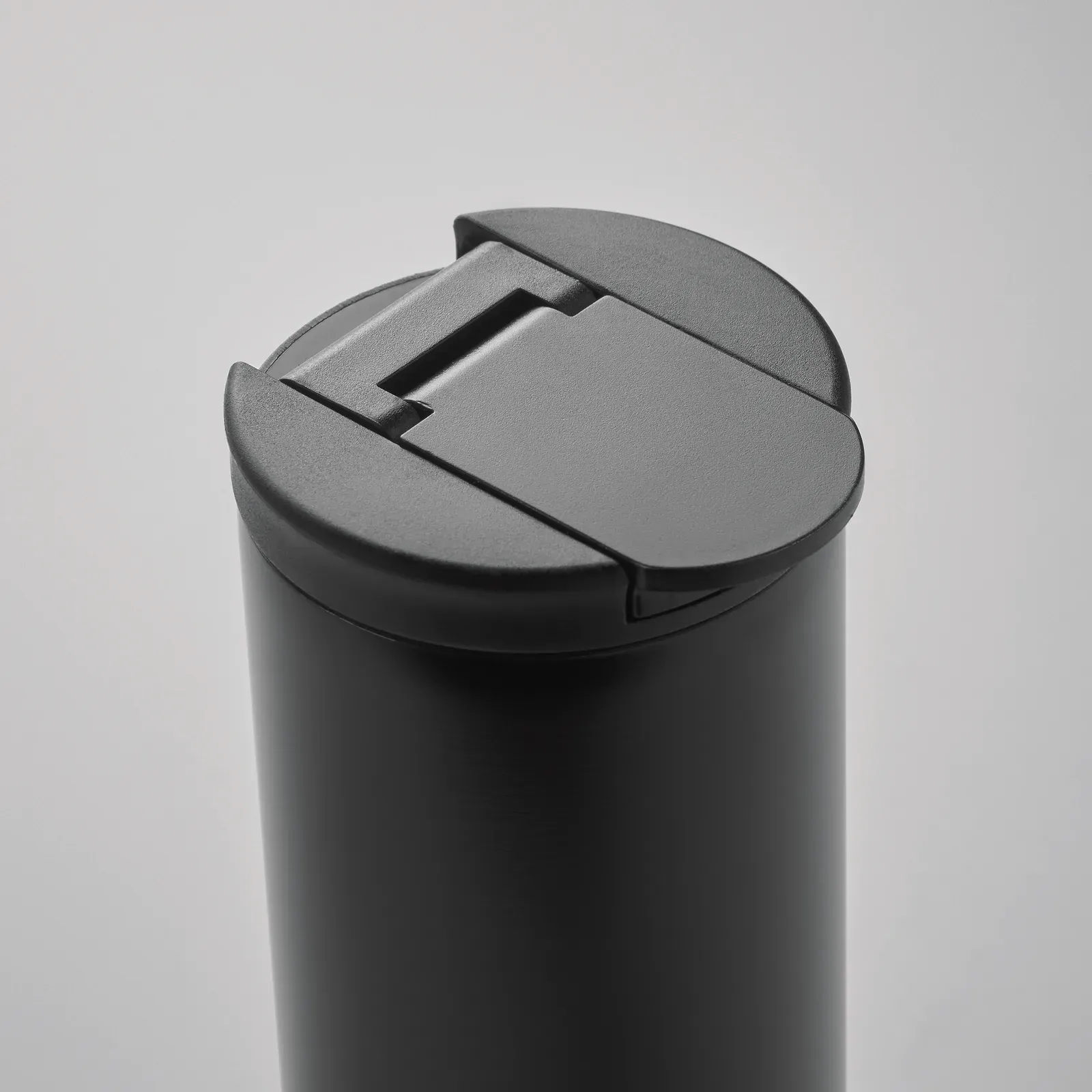 Redu – Double Wall Stainless Steel Insulating Vacuum Bottle with Lid