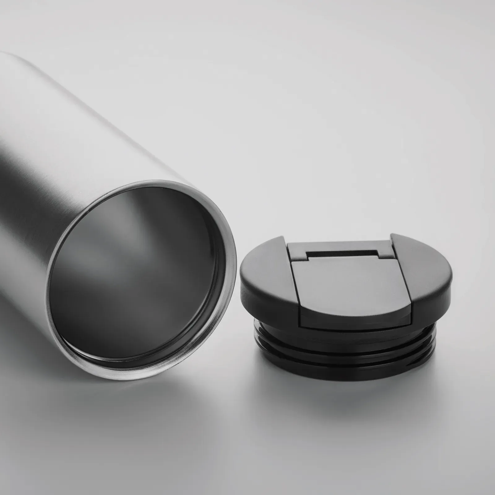 Redu – Double Wall Stainless Steel Insulating Vacuum Bottle with Lid — Matt Silver