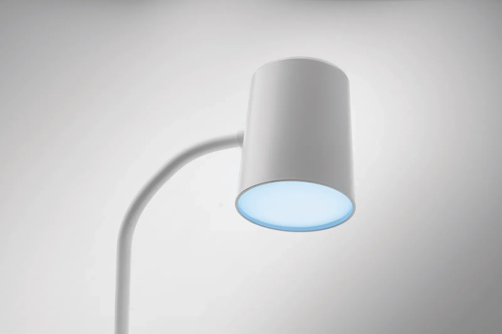 Spotlightt Wireless Charging Desk Lamp with Speaker – 3 Light Settings — White