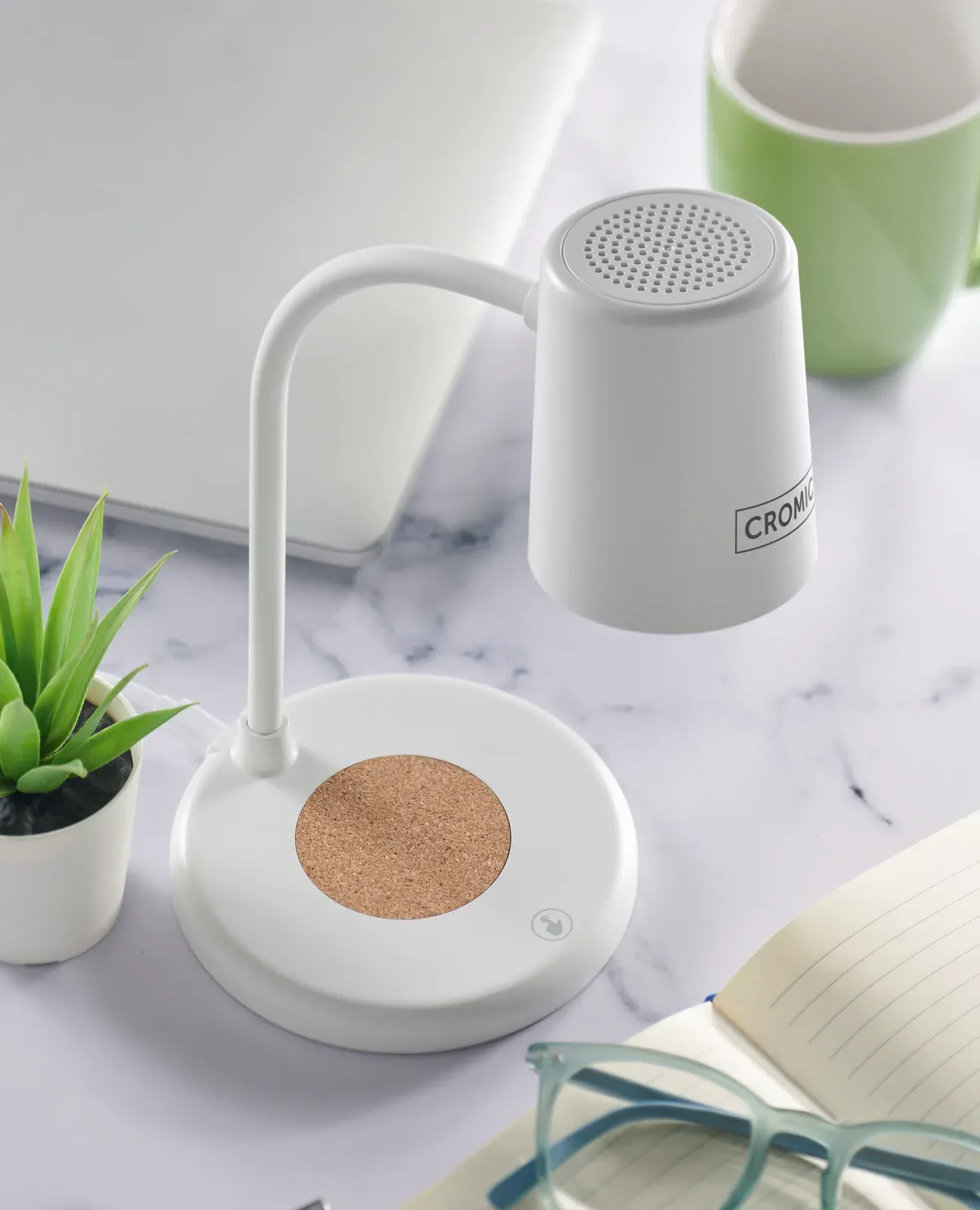 Spotlightt Wireless Charging Desk Lamp with Speaker – 3 Light Settings — White