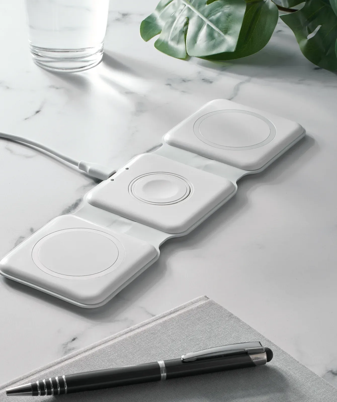 Orio 3-in-1 Foldable Charging Station – Triple 15W Wireless Spots — White