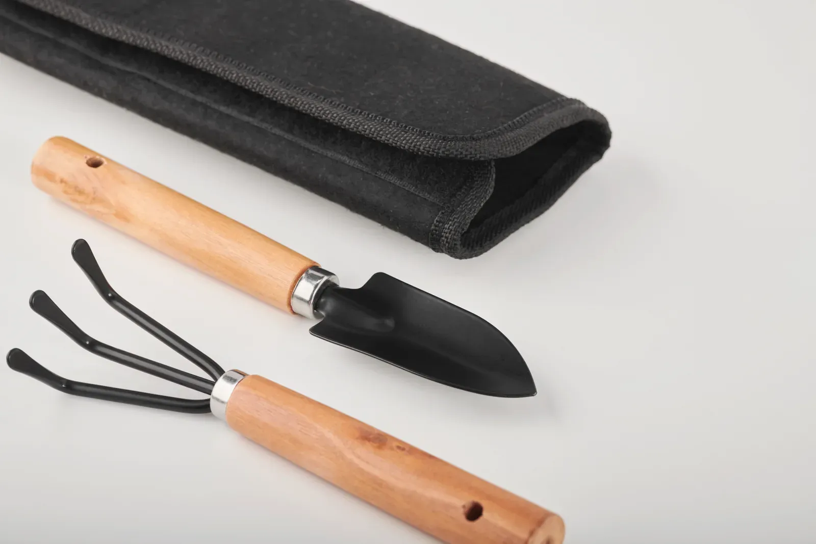 Grass Set of 3 Garden Tools in RPET Pouch — Black