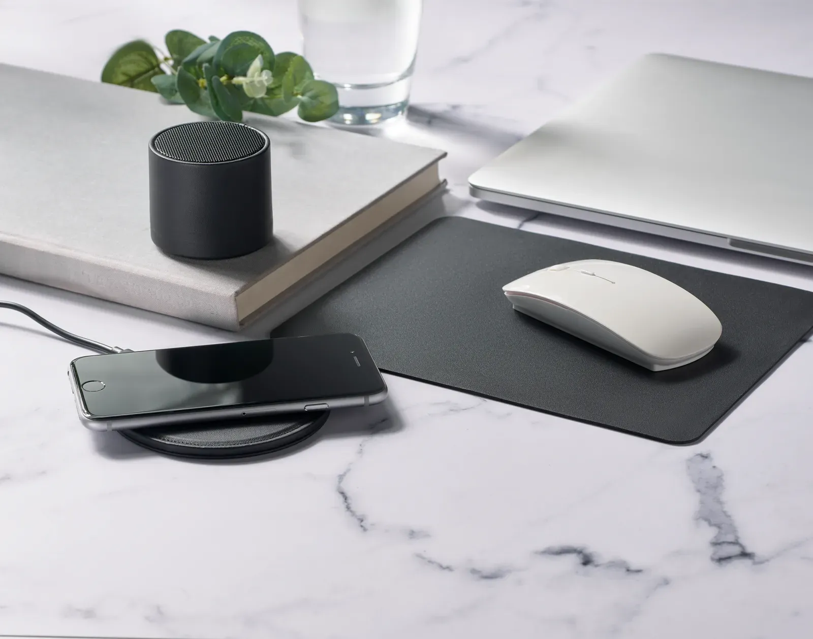 Gama 5.0 Wireless Speaker – Recycled ABS & PU, LED Light Indication — Black
