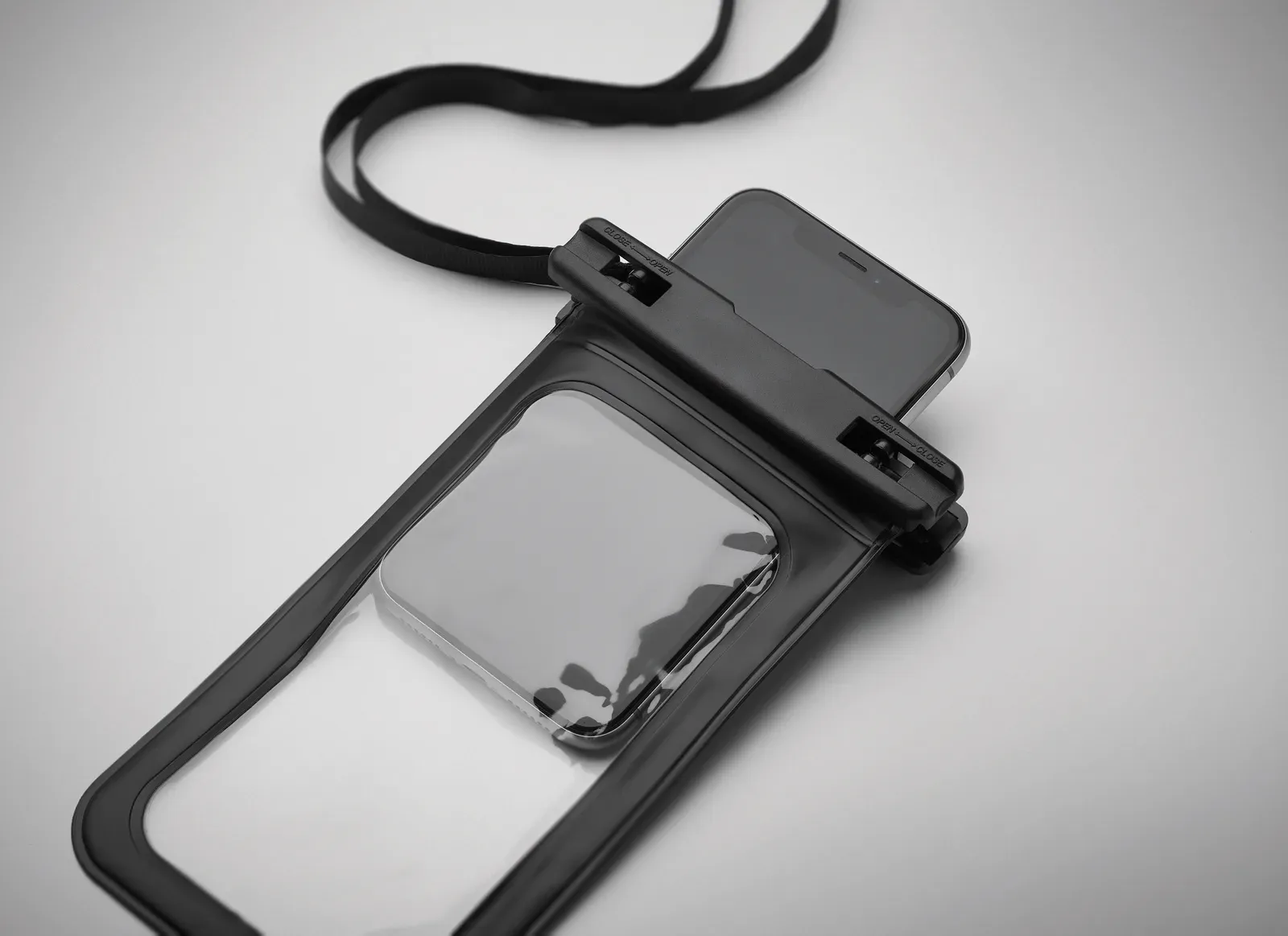 Smag Waterproof Phone Pouch, IPX8, up to 6.7" — Black