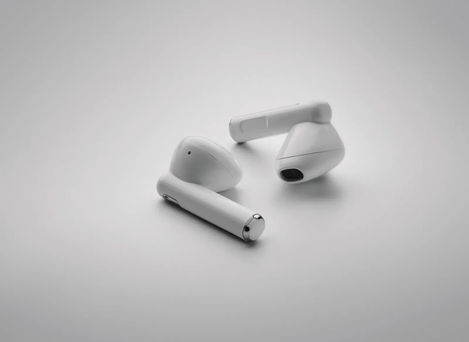 Oreta TWS 5.3 Wireless Earphones – Auto-Pairing, 200mAh Charging Box — White