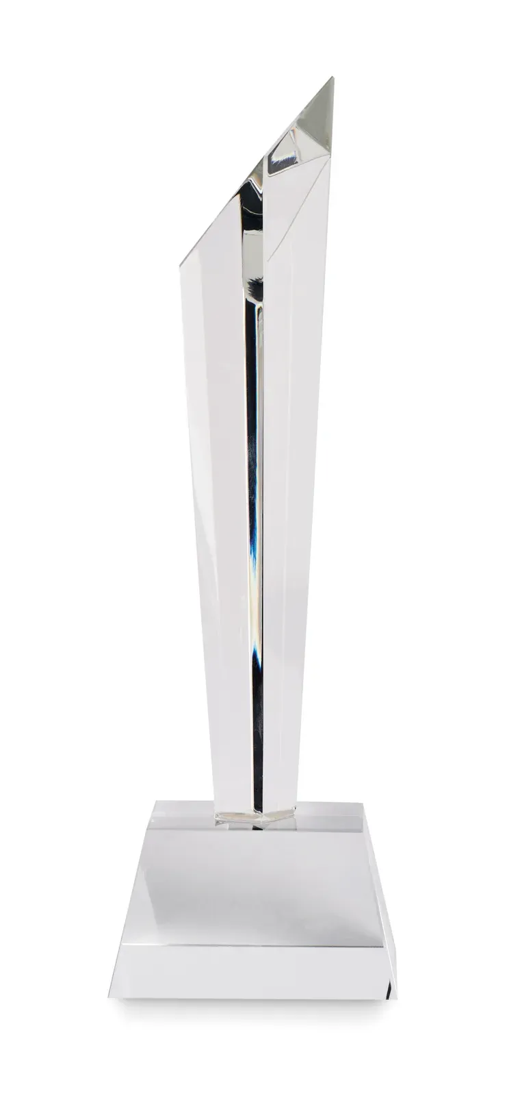 Diaward Crystal Award Trophy – Gift Boxed — Transparent