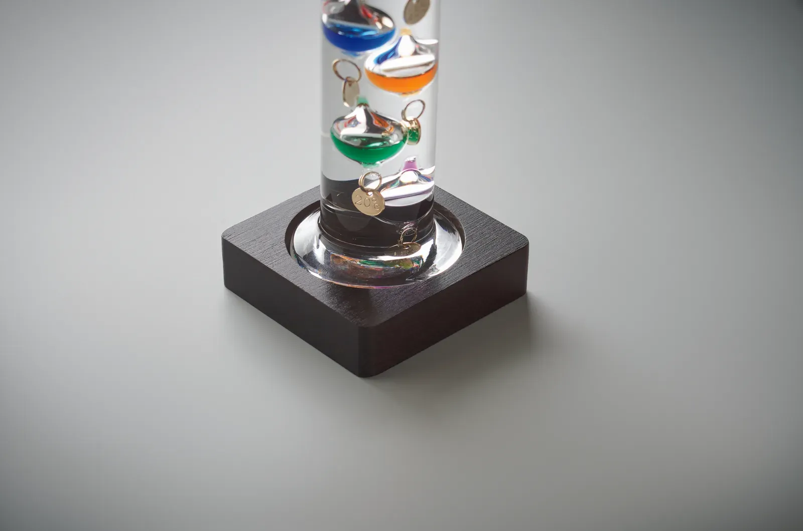 Gali Galileo Thermometer – Five Floating Colour Globes, Wooden Base — Transparent