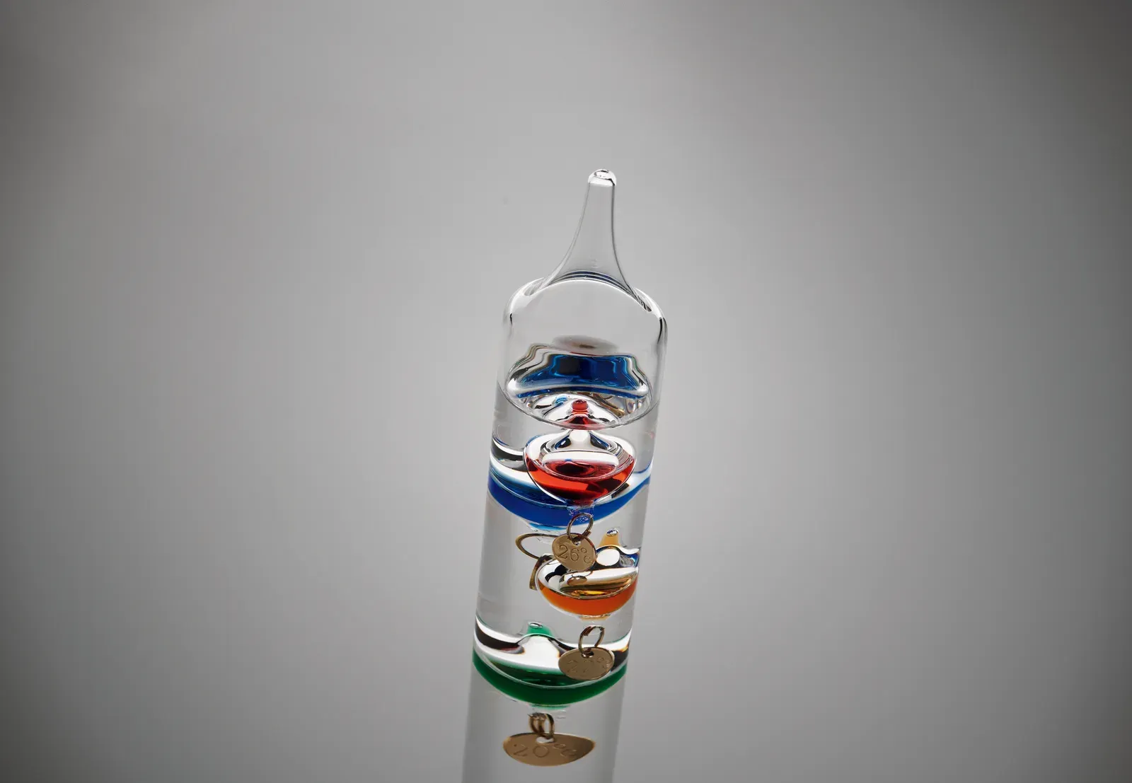 Gali Galileo Thermometer – Five Floating Colour Globes, Wooden Base — Transparent