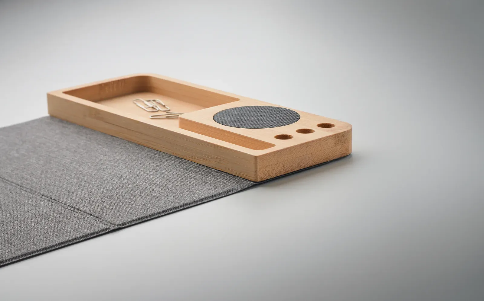 Pandu Bamboo Desk Organizer – 15W Wireless Charger, Phone Stand & Mouse Mat, FSC-Certified — Wood