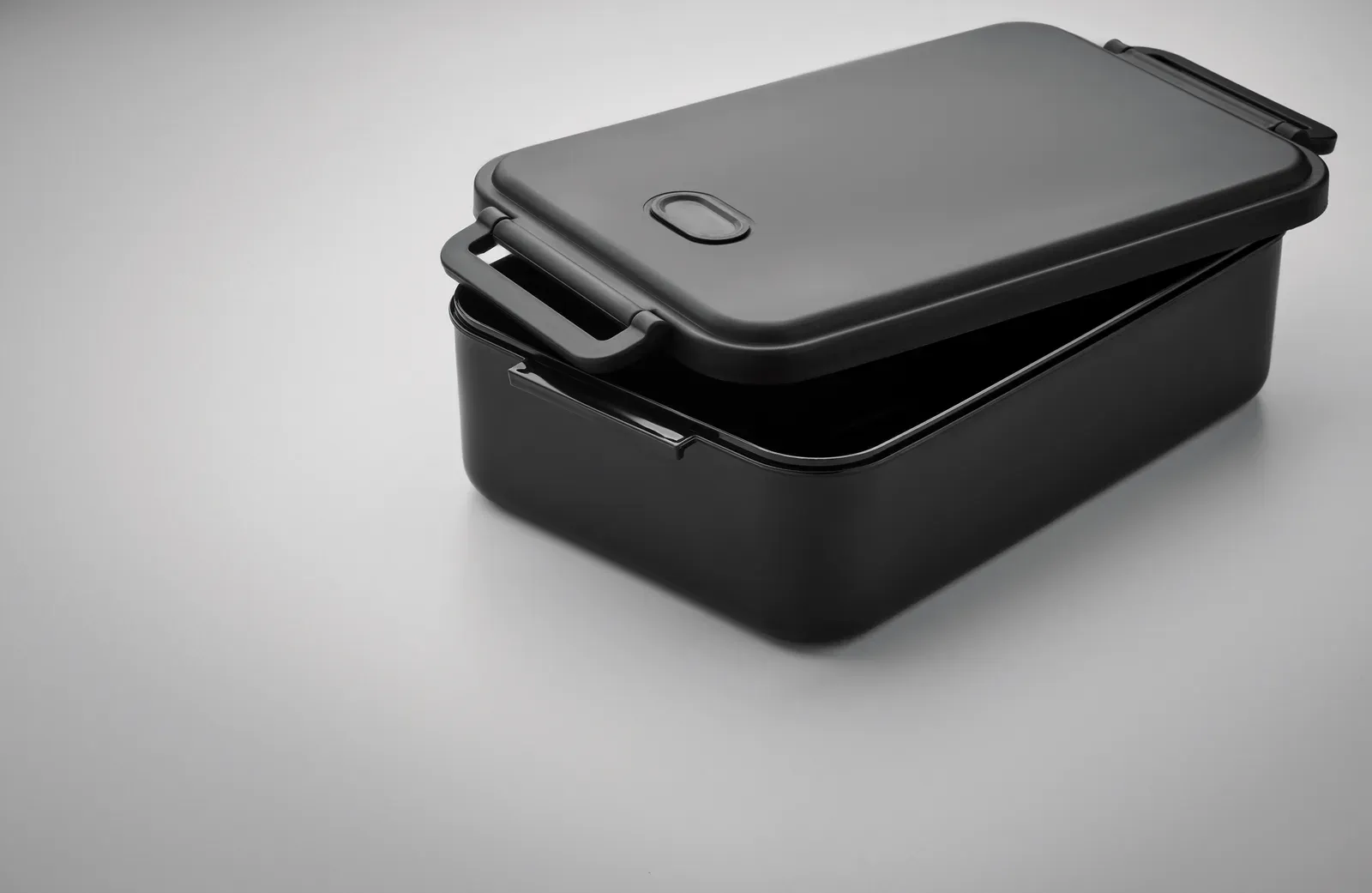 Indusmax – Large PP Lunch Box with Airtight Lid, Silicone Valve and Two Side Clasp Closure — Black