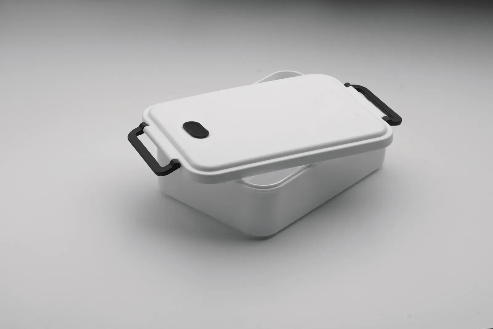 Indusmax – Large PP Lunch Box with Airtight Lid, Silicone Valve and Two Side Clasp Closure — White