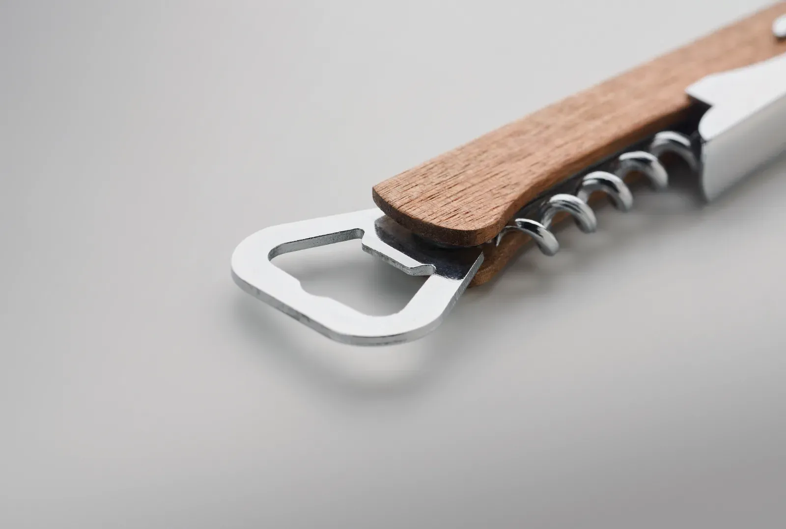 Wool – 3 in 1 Bottle Opener in Acacia Wood Case; It Includes a Corkscrew, 2 Bottle Openers and Foil Cutter — Wood