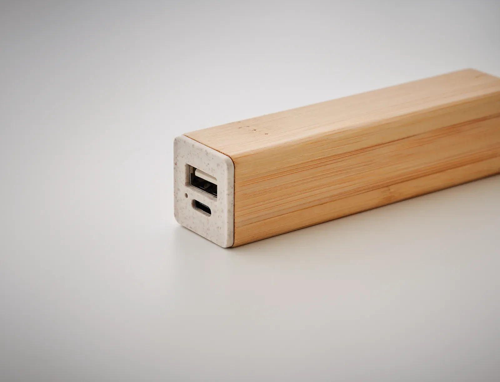 Powerbamc 2600mAh Power Bank – Bamboo Case, Type-C — Wood