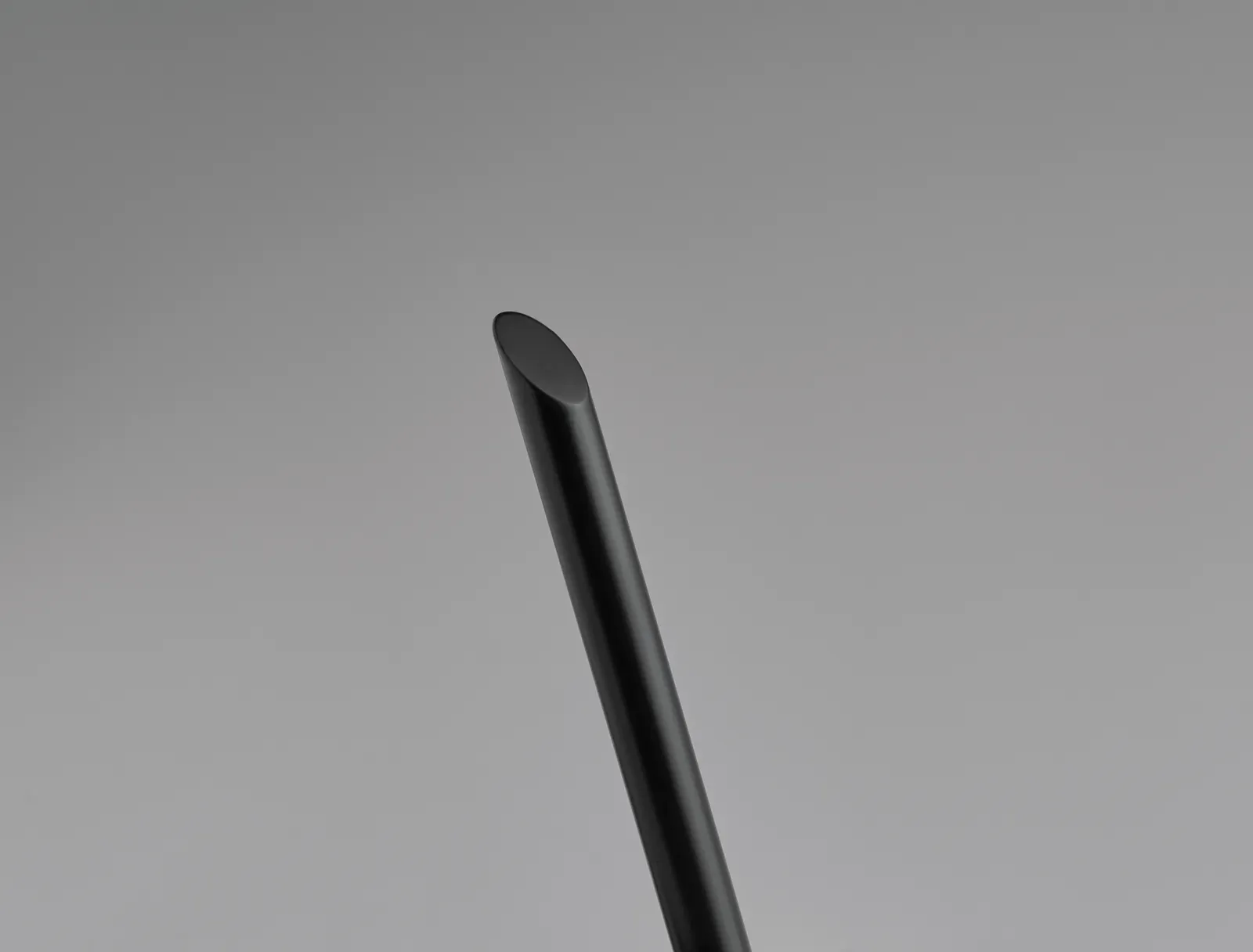Penever Recycled Aluminium Graphite Pen – Long-Lasting — Black