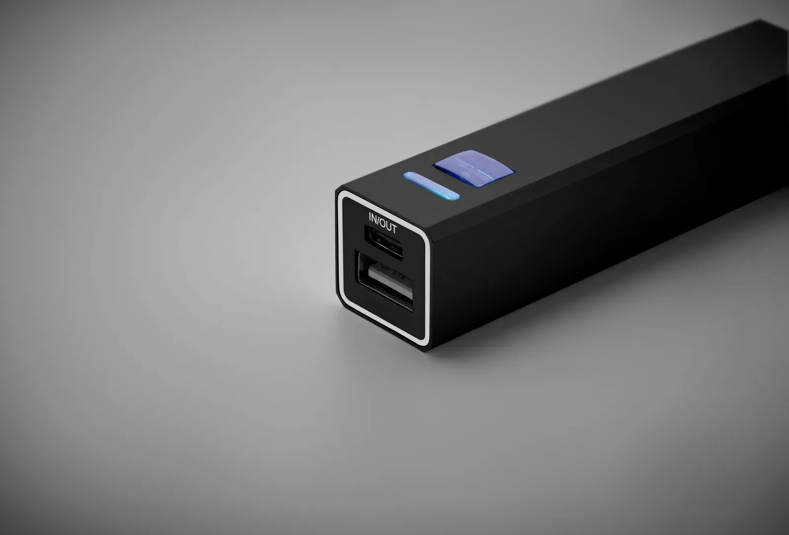 Poweraluc 2600mAh Power Bank – Recycled Aluminium Case — Black