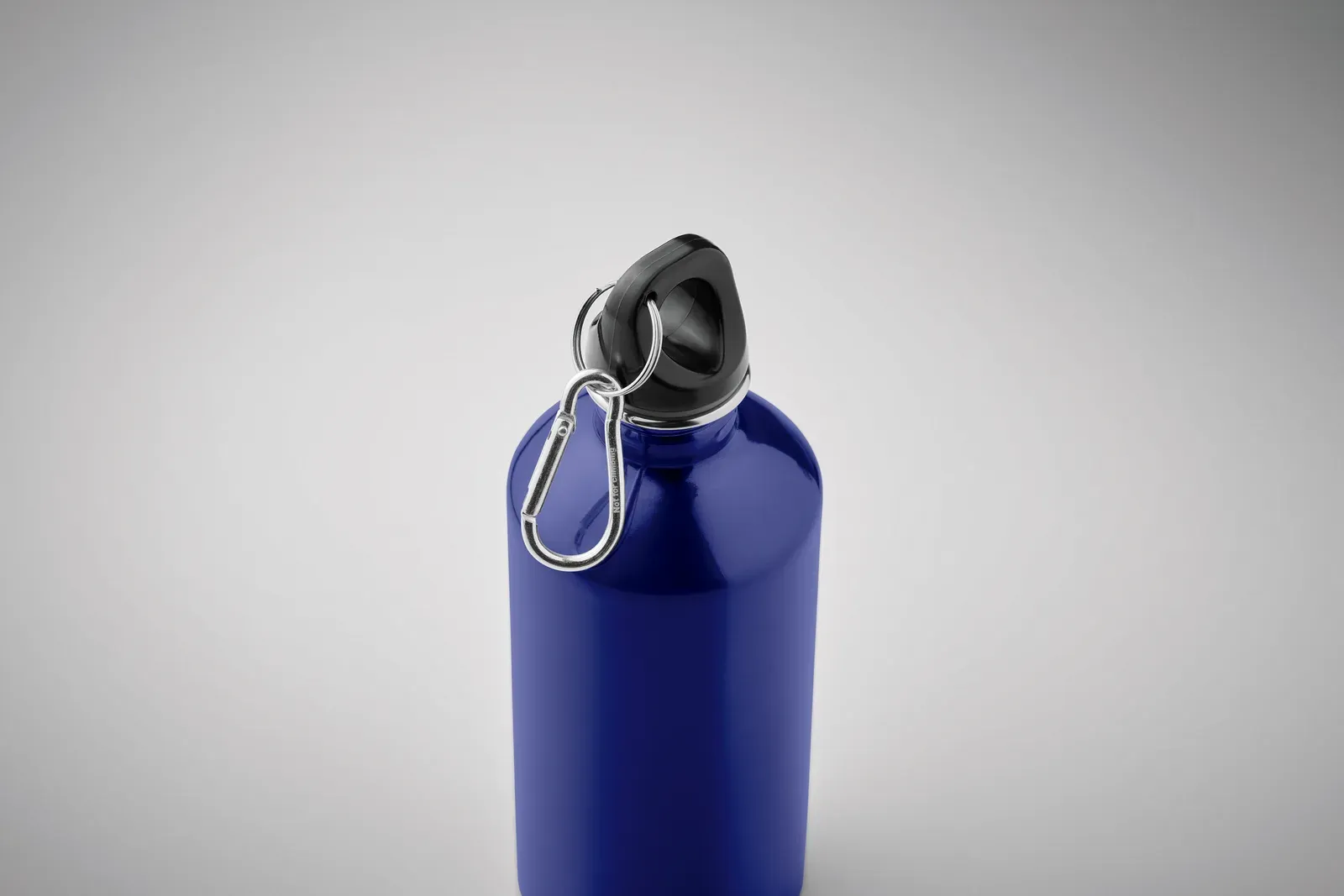 Remid Moss – Single Layer Bottle in Recycled Stainless Steel (90% Recycled Stainless Steel and 10% Stainless Steel) — Blue