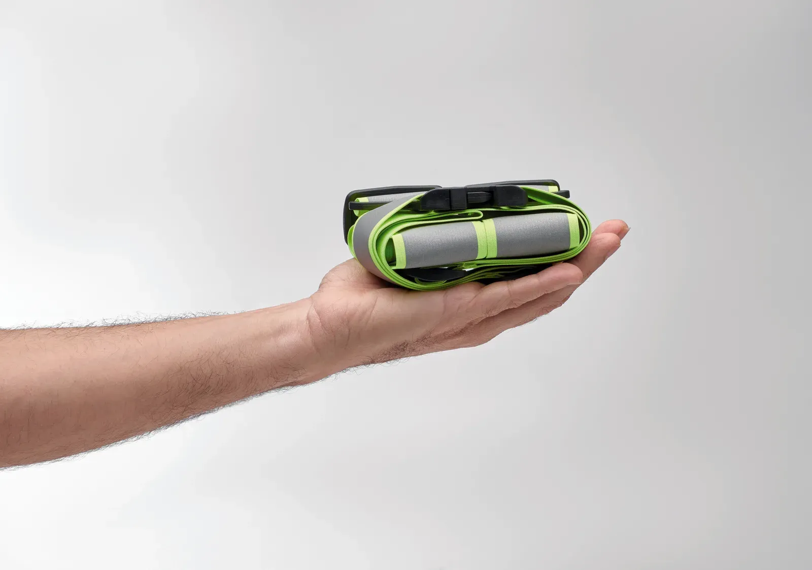 Allvisible+ – Adjustable 360°reflective Body Belt with Silver Stripes — Neon Green