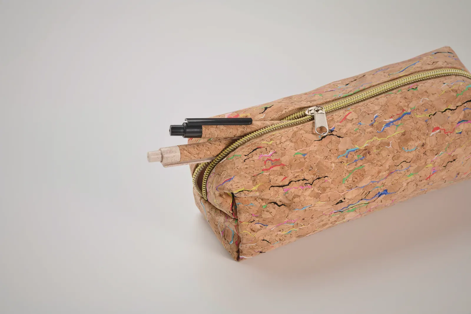 Corchaso Coloured Cork Pencil Case — Beige