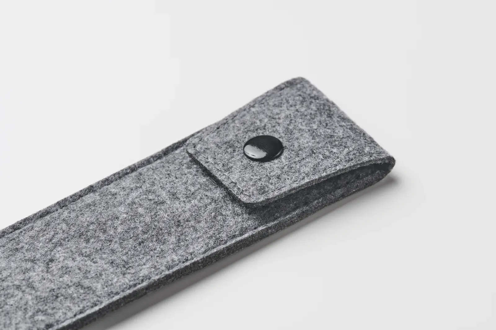 Cencil RPET Felt Pen Case – Holds 2 Pens, Snap Button Closure — Grey