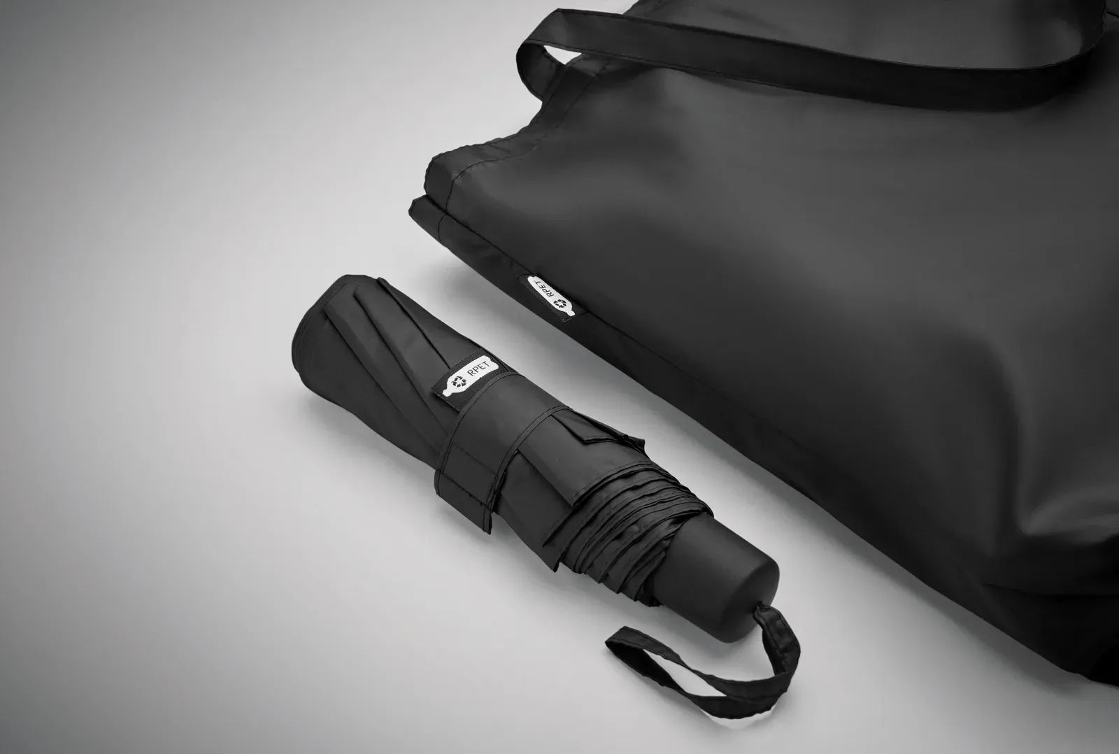 Seattle 21" 3-Fold Windproof Umbrella with Shopping Bag Pouch - RPET Pongee — Black