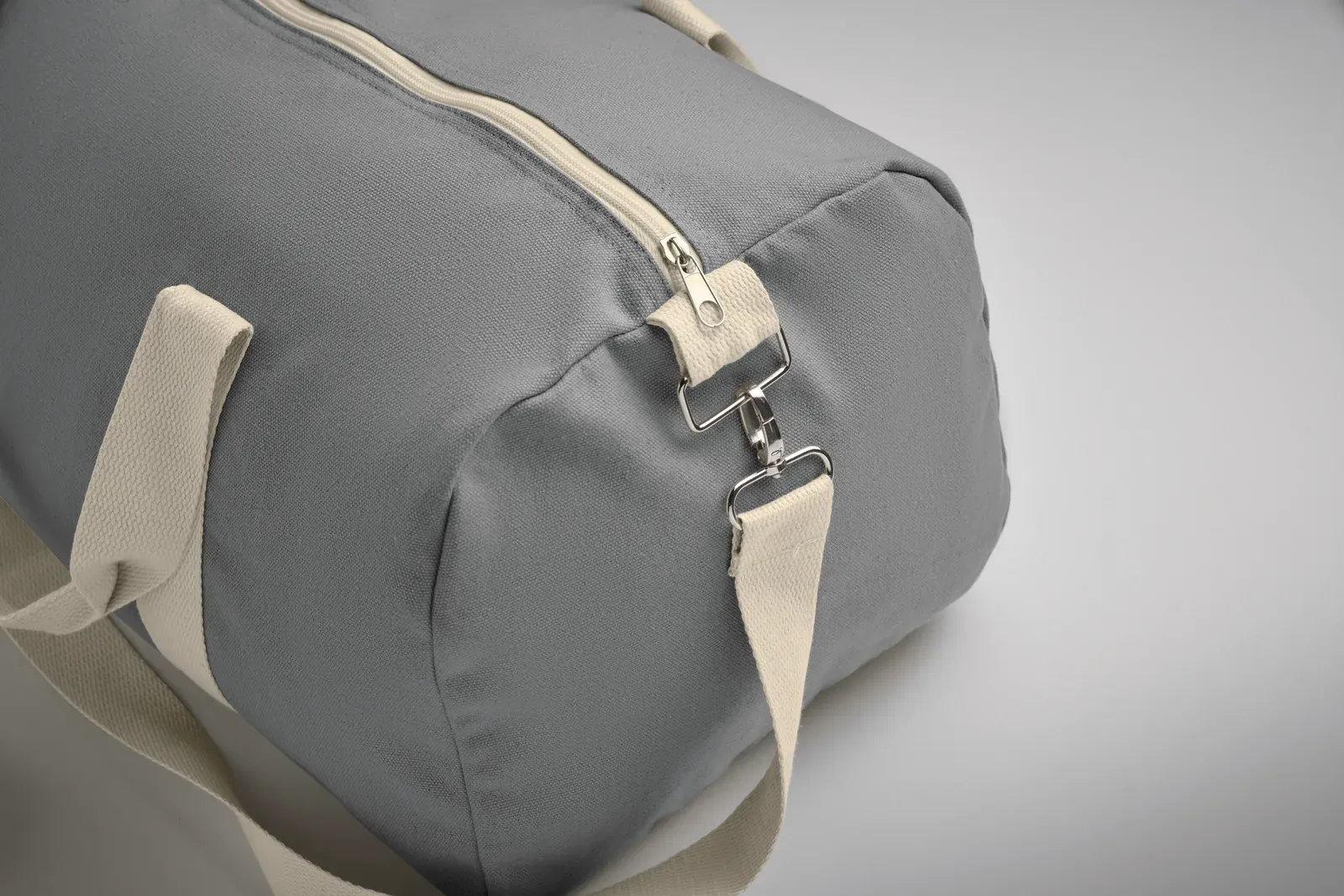 Recycled Cotton Duffle Bag Maldi with Adjustable Strap 49X26X24 cm — Grey