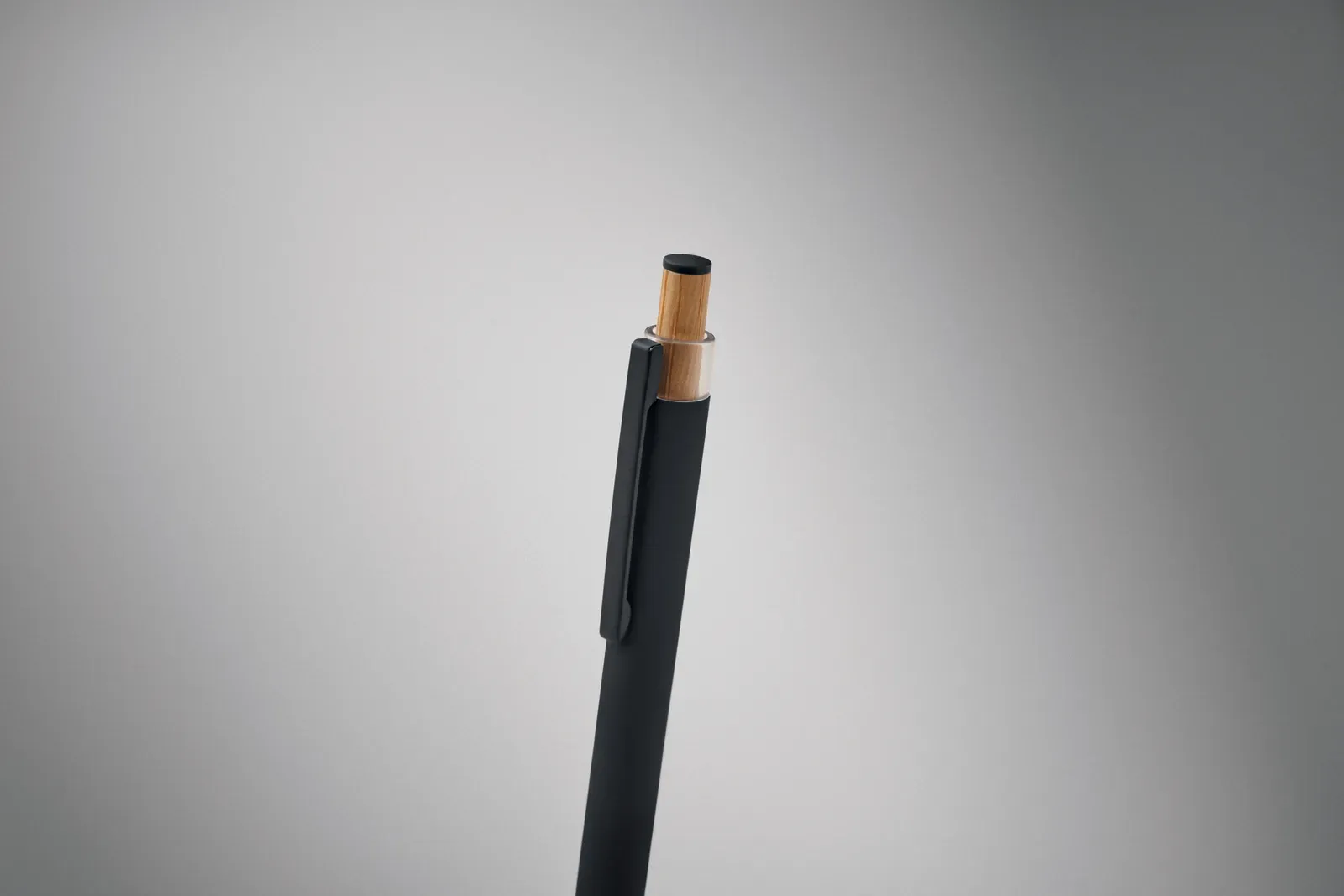 Bergamo++ Recycled Aluminium Pen – Bamboo Button, Colour-Matched Detail — Black