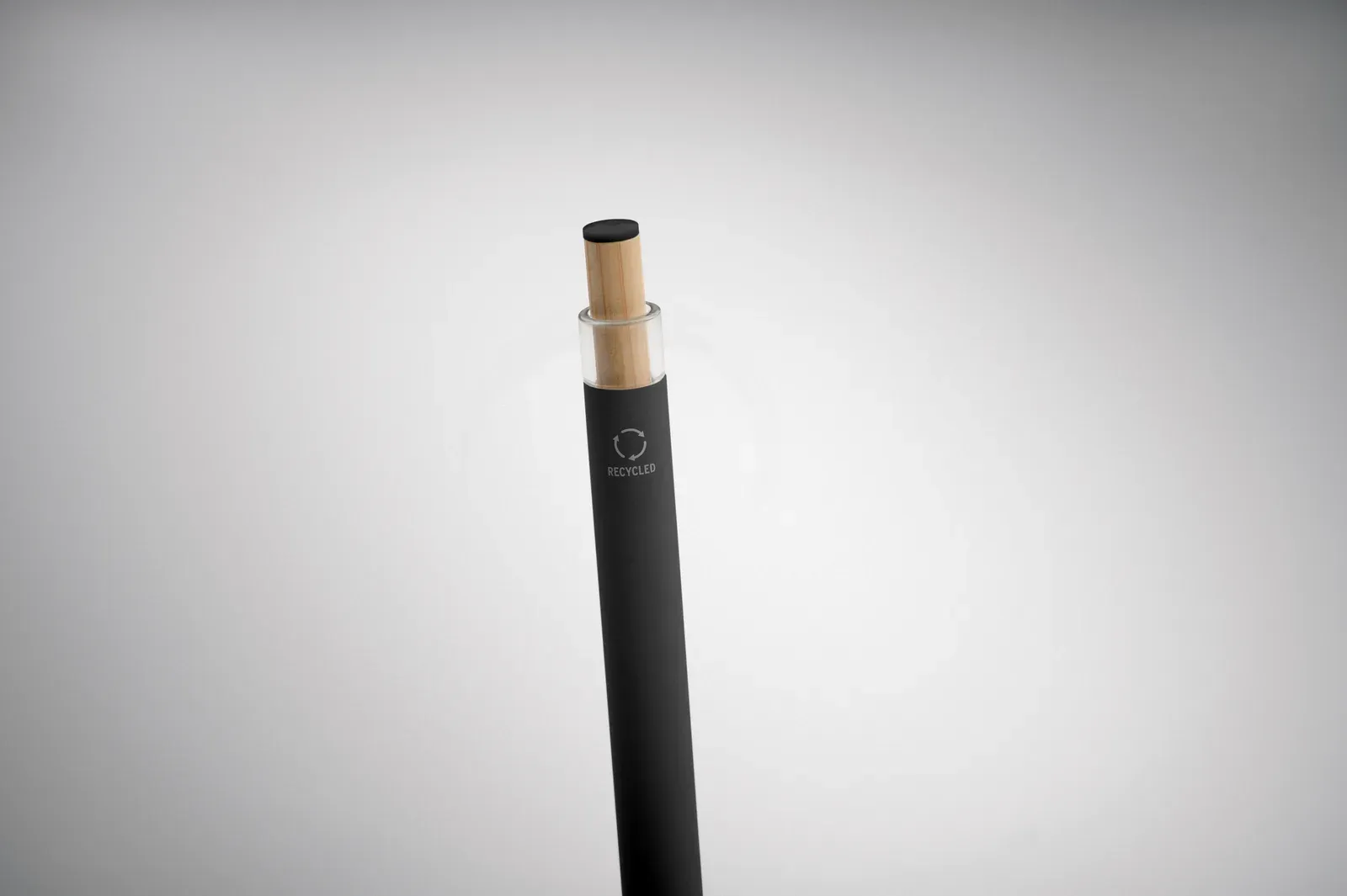 Bergamo++ Recycled Aluminium Pen – Bamboo Button, Colour-Matched Detail — Black