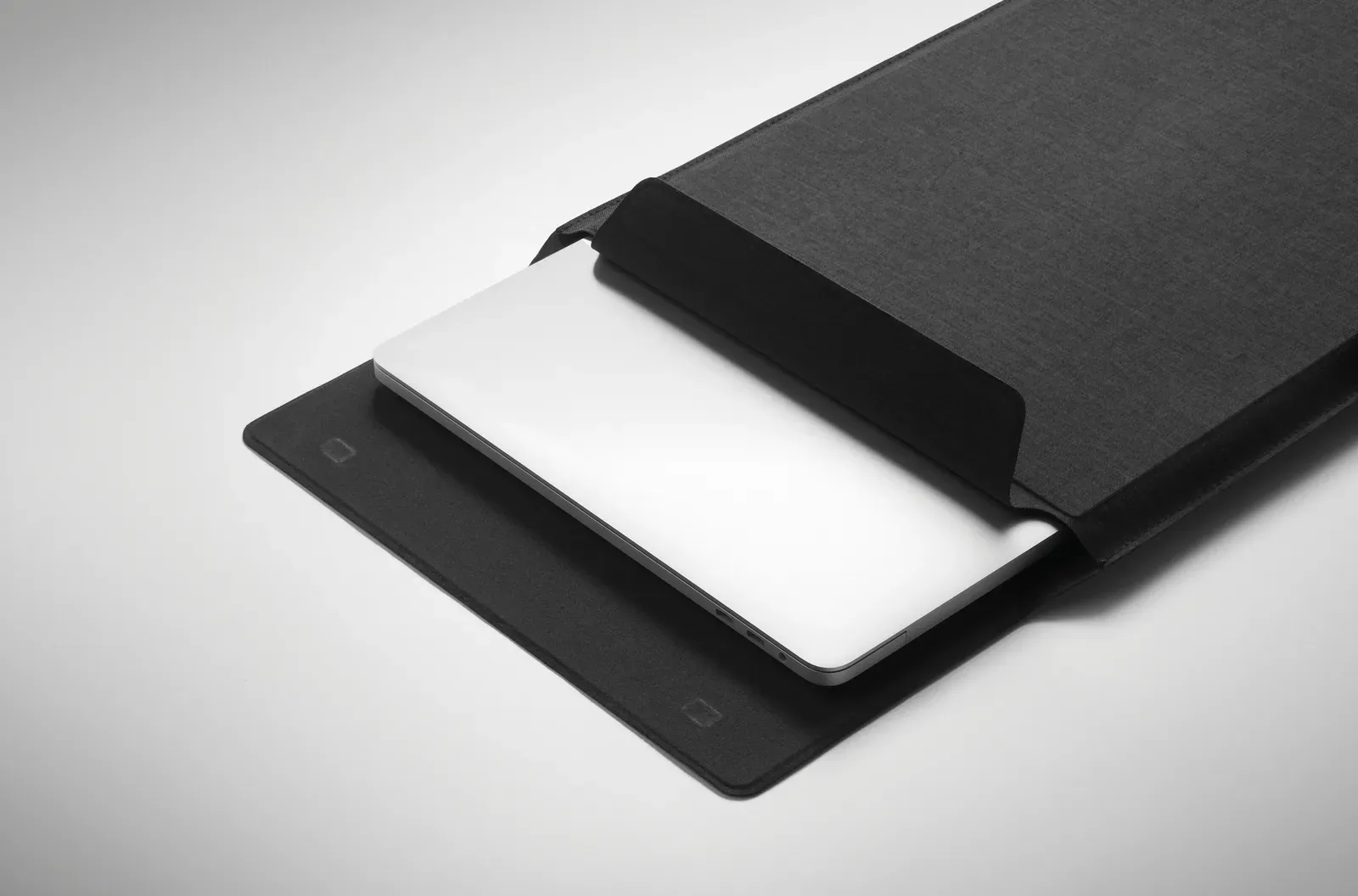 Practic 3-in-1 RPET Laptop Sleeve – Built-In Stand & Mouse Pad — Black