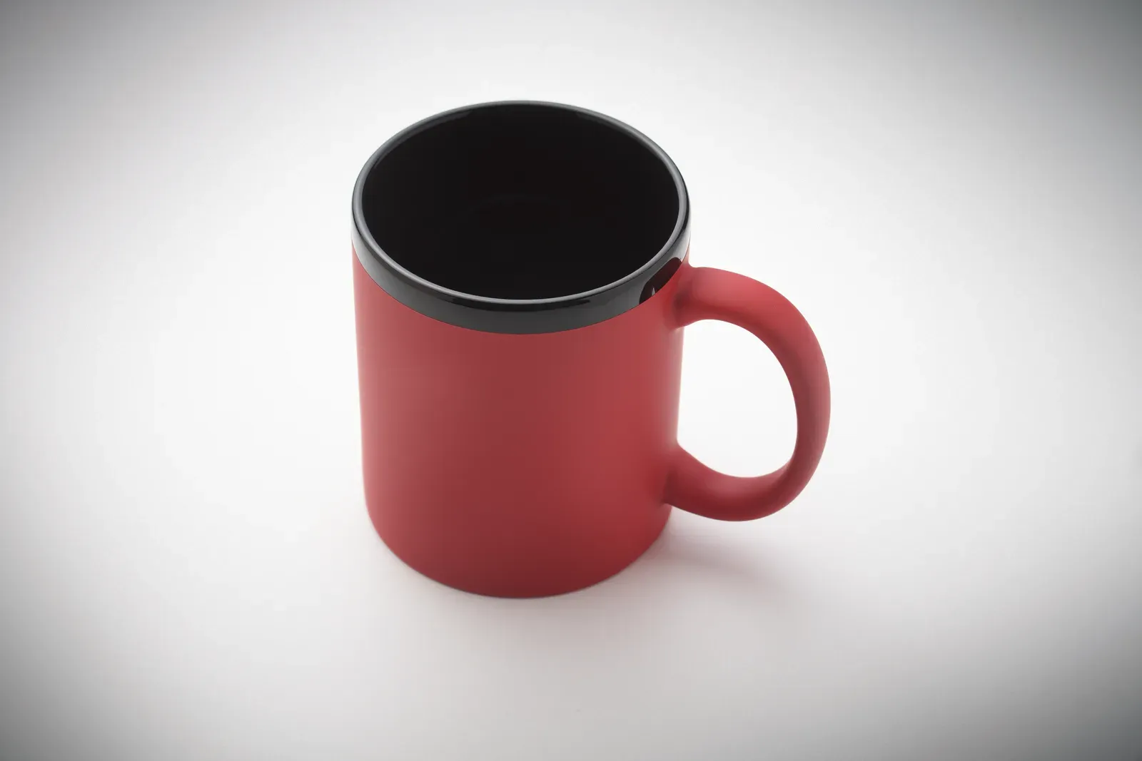 Rubyn – Ceramic Mug with Soft Touch Coating and Black Inside/rim; Suitable for Engraving — Red