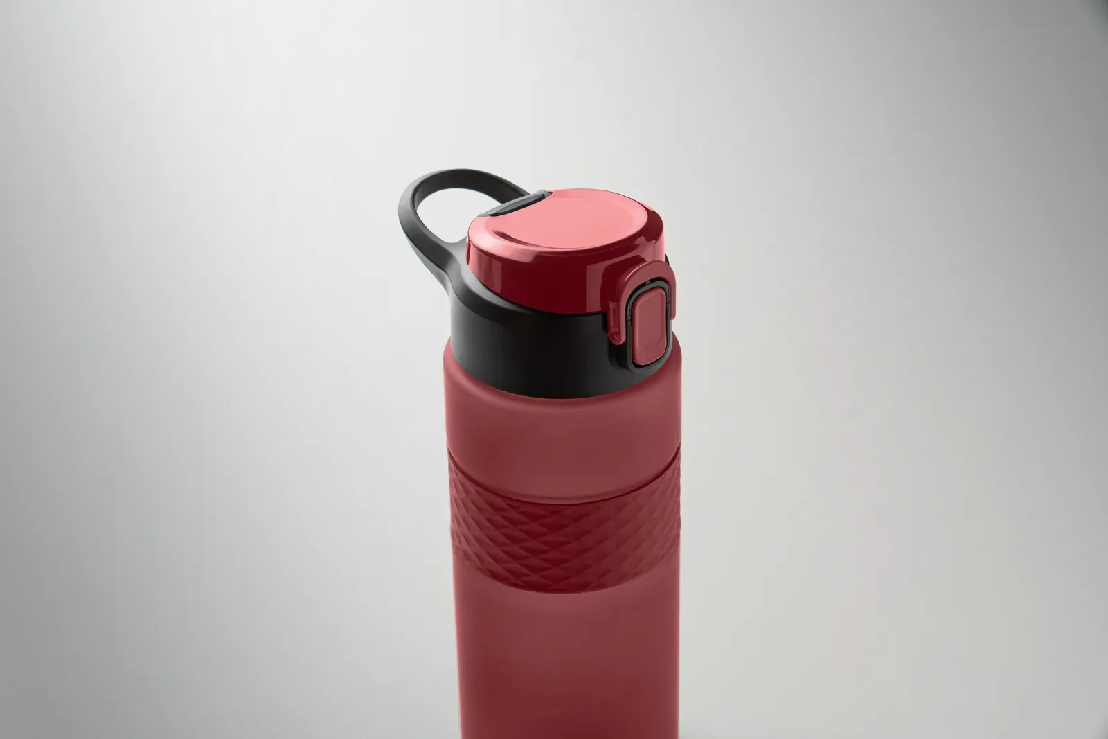 Isjforden – Drinking Bottle Made from RPET with Silicone Grip, PP Flip-Top Lid and Safety Lock; Including Integrated Straw — Burgundy
