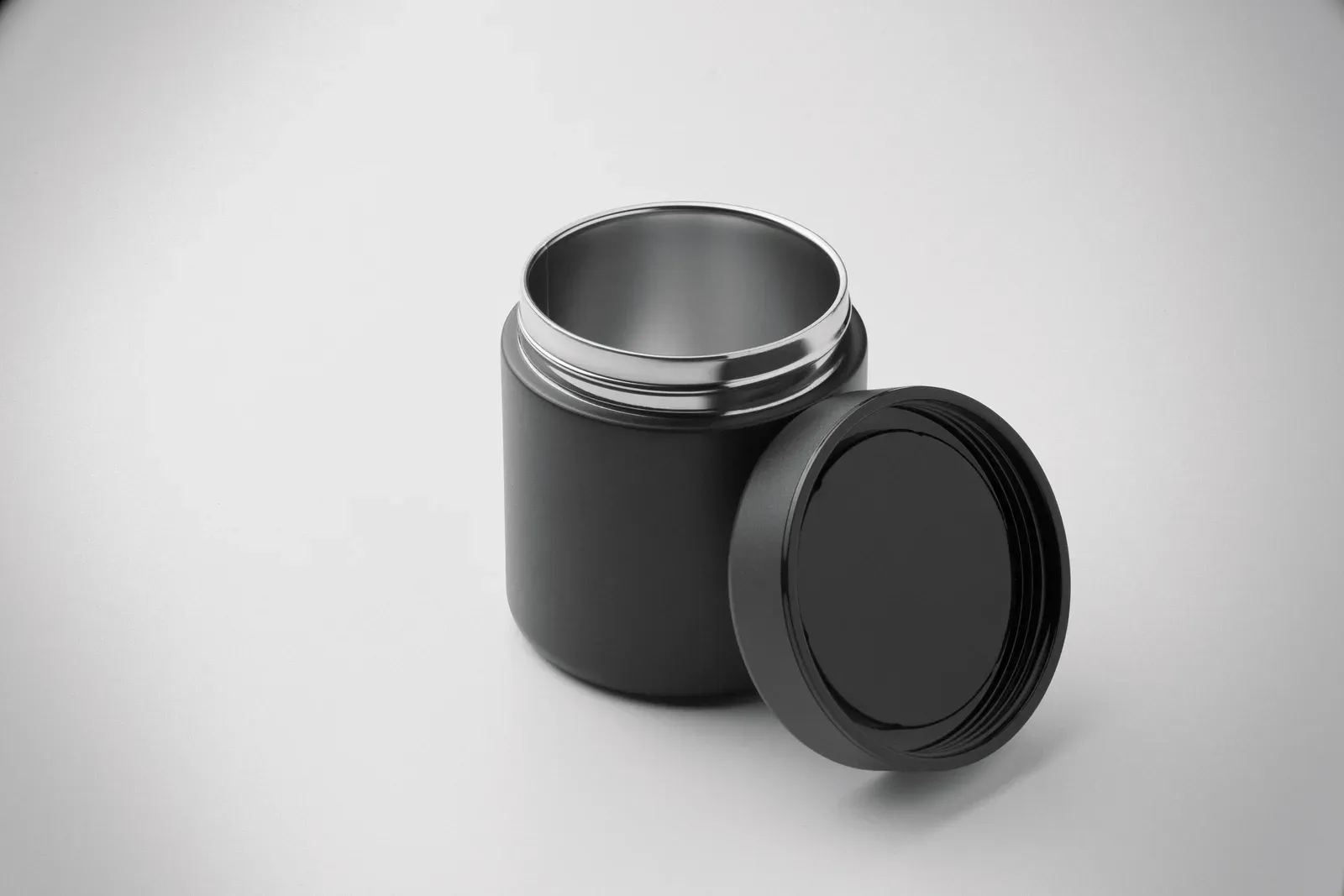Gosnack – Double Wall Insulated Lunch Container Made of 90% Recycled Stainless Steel and 10% Stainless Steel with PP Lid — Black