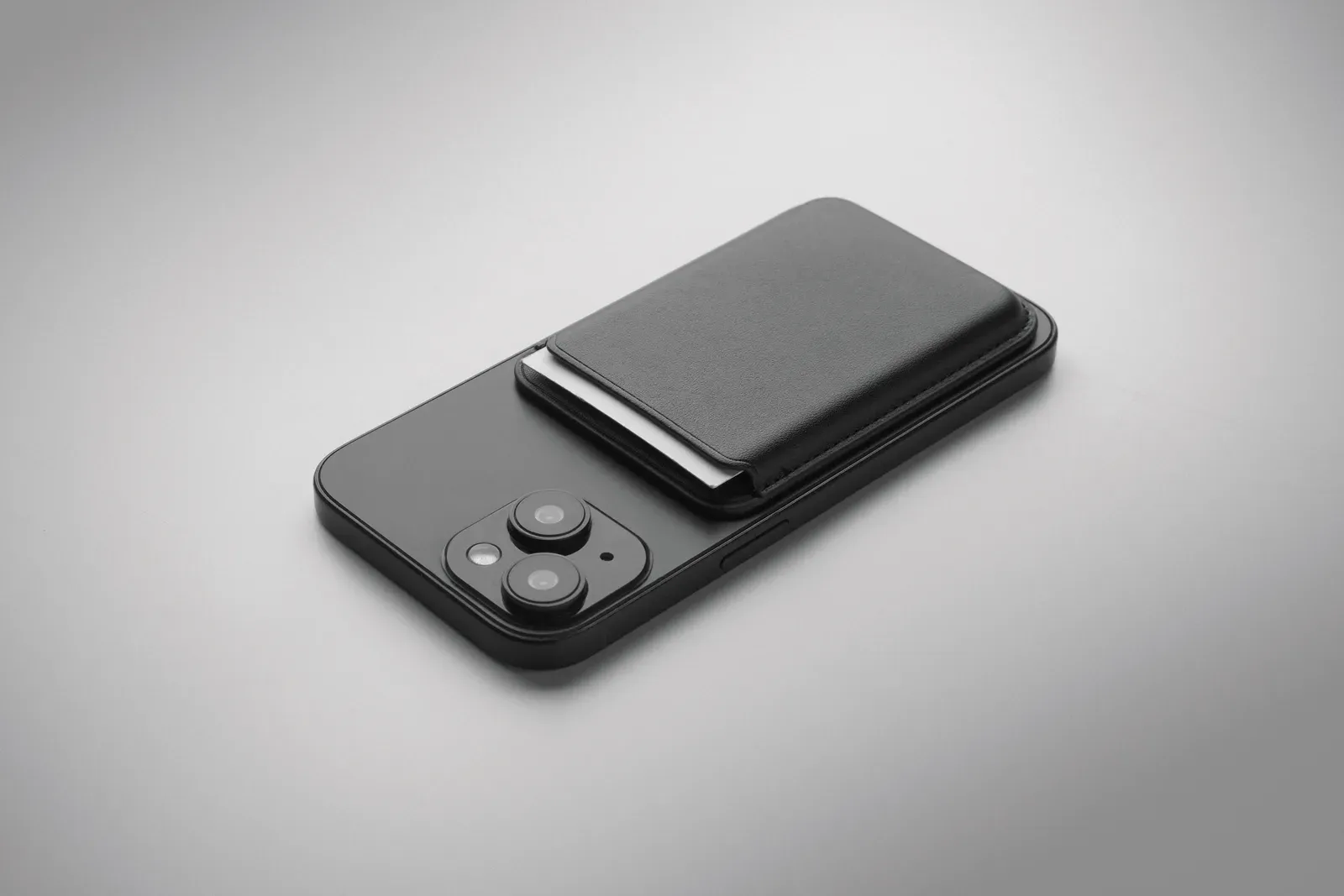 Karta Magnetic PU Leather Card Holder – Holds 3 Cards — Black