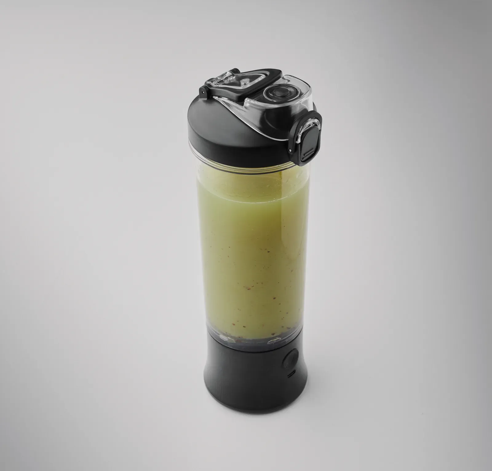 Mixie – Portable Blender Cup in PCTG with PP Lid, Extra Drink Lid and Carry Loop; Features 18000 Rpm Motor — Black