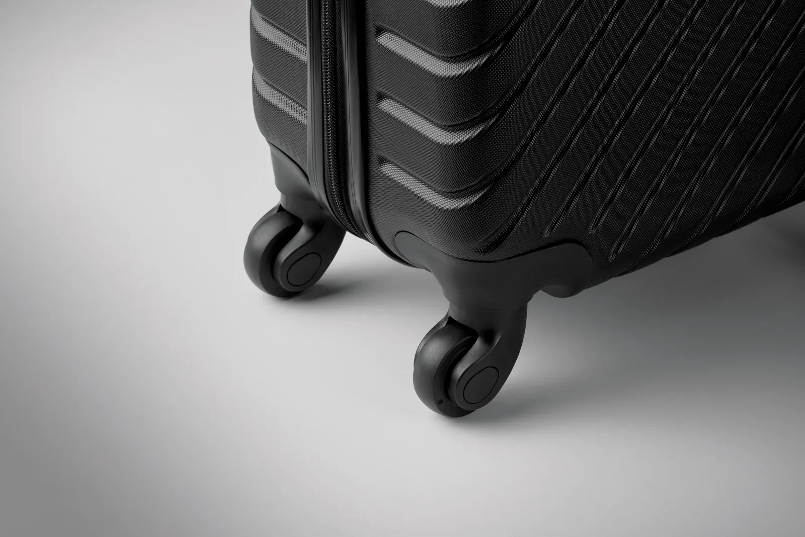 Trolley Bag Tremont with 33x21x52 Cm 33X21X52 cm MO2927 Trolley Bag — Black