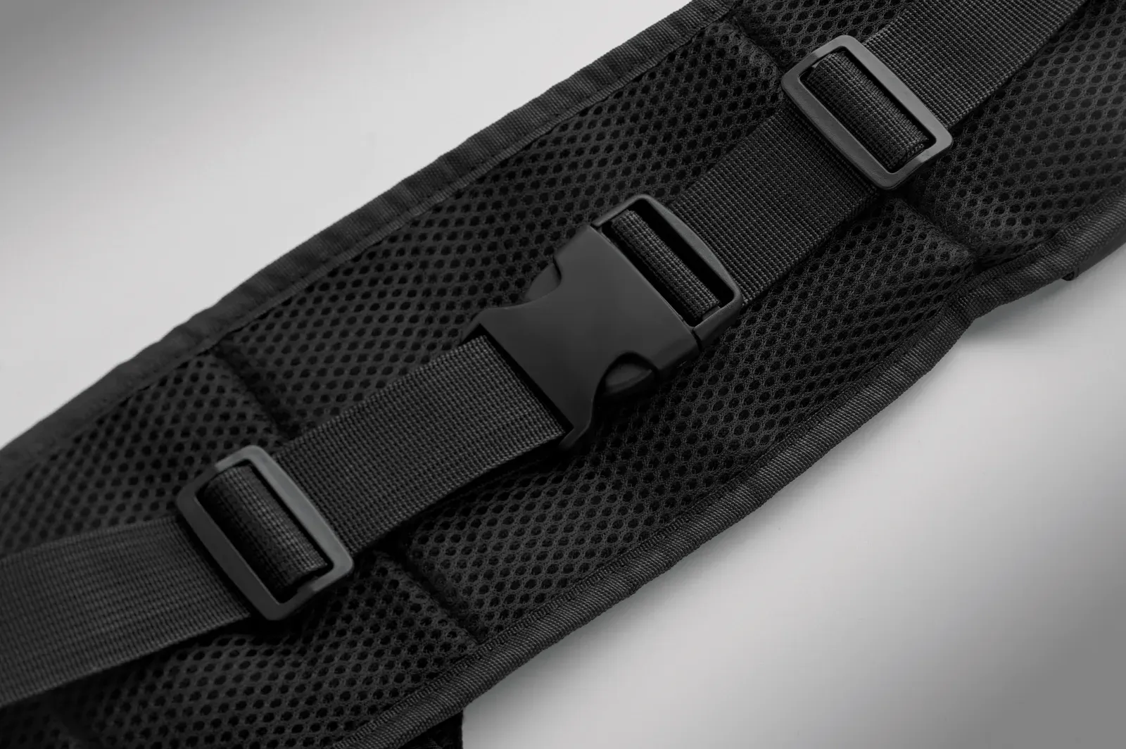 RPET Waist Bag Steady with Zippered Pocket 47X13 cm MO2953 Waist Bag — Black