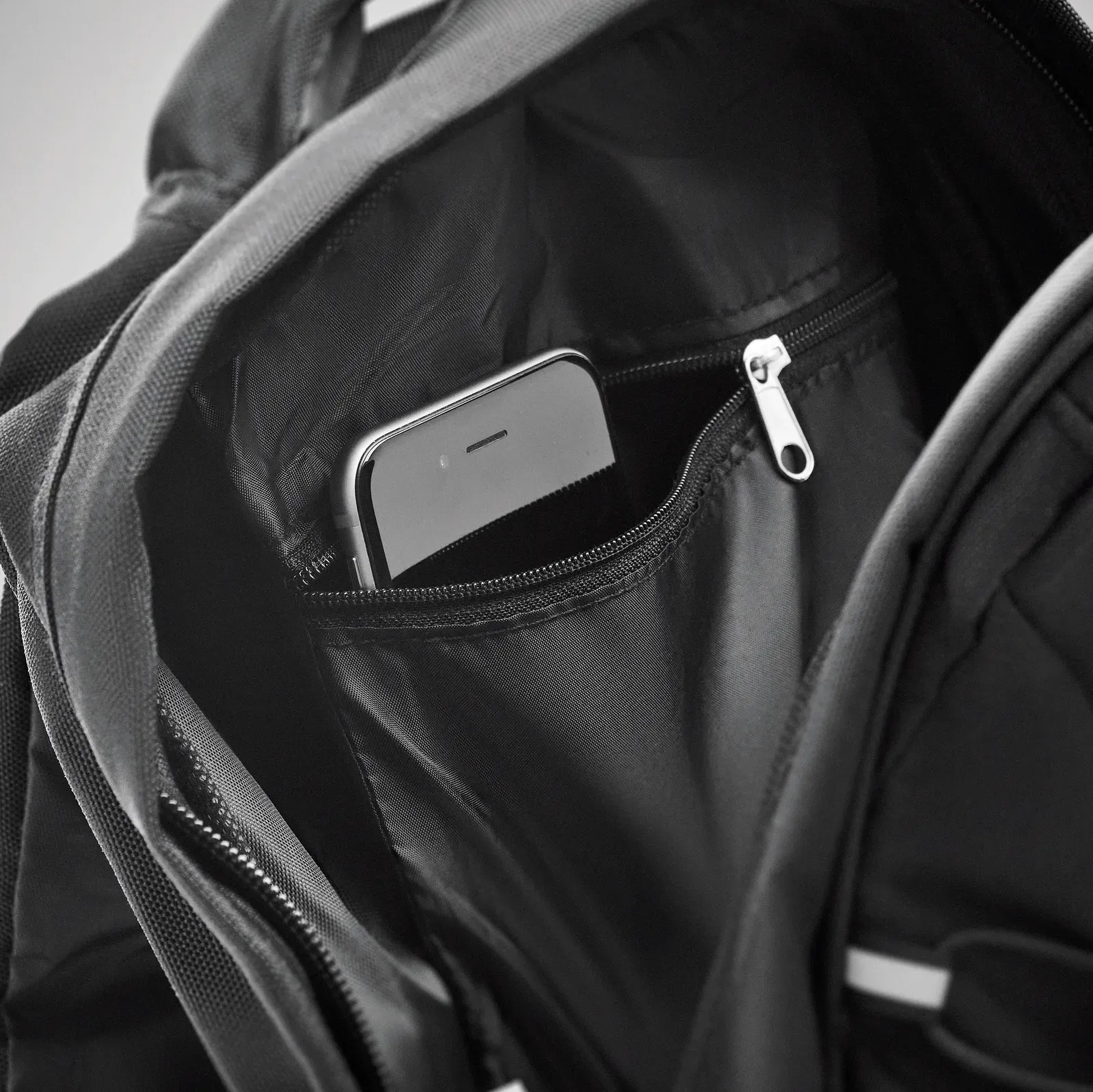 RPET Backpack Monte Lomo with Mesh Pocket 29X16X46 cm MO6156 — Black
