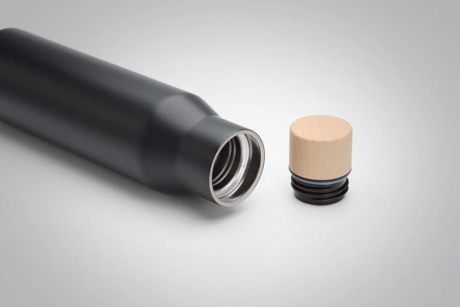 Dudinka – Double Wall Stainless Steel Insulated Vacuum Flask — Black