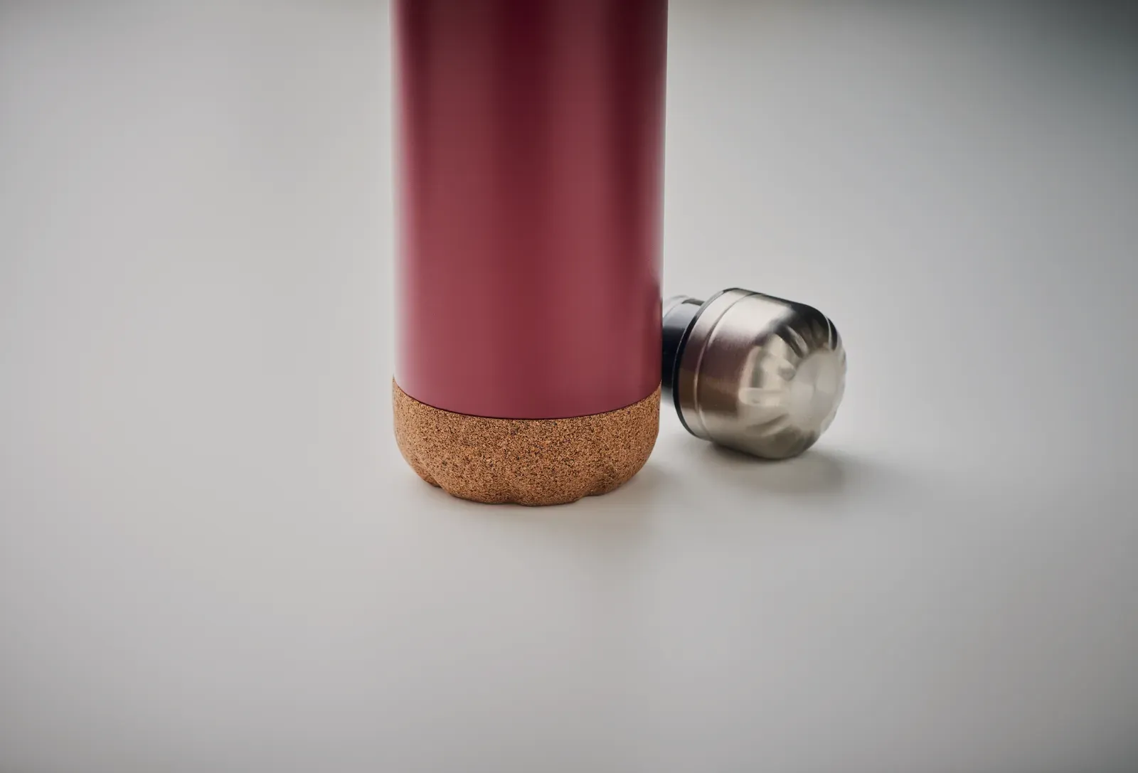 Aspen Cork – Double Wall Stainless Steel Vacuum Bottle with Cork Base Detail — Burgundy