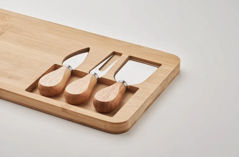 Glenavy – Bamboo Cheese Set with a Serving Board, 2 Serving Knives and a Fork