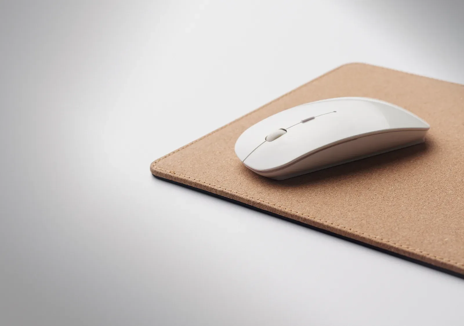 Wireless Matty Cork Mouse Mat with 15W Wireless Charger — Beige