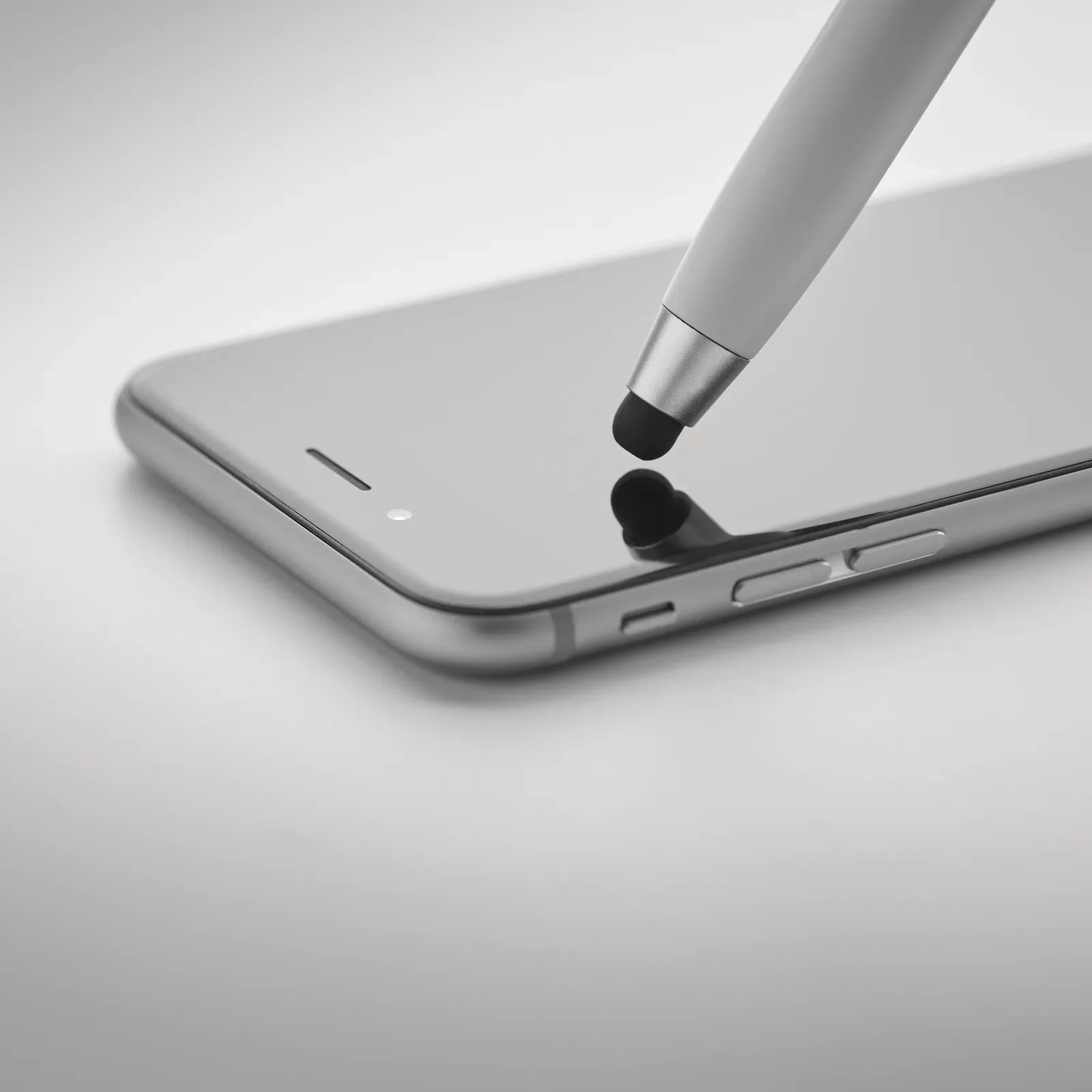 Cleanpen Twist Pen with Stylus & Earbud Cleaning Kit — White